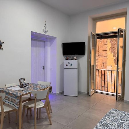 Casa Vacanze La Fenice Napoli Exterior foto